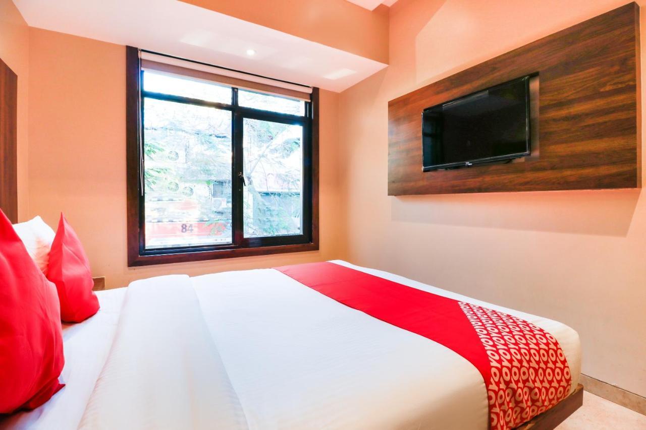 Oyo 70475 Hotel Sea Breeze Mumbai Exterior photo